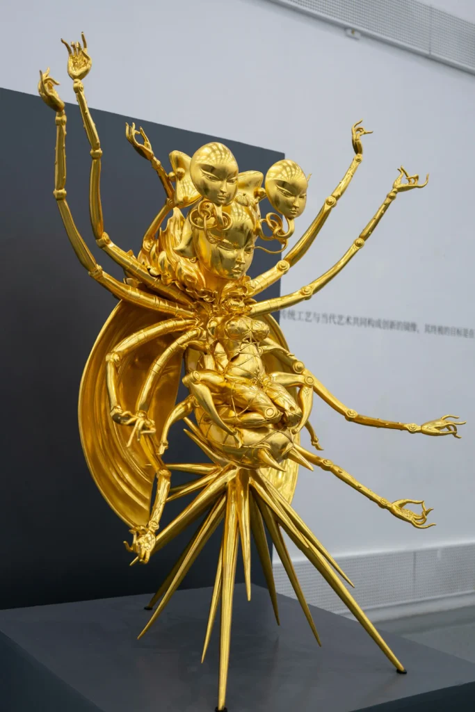 Escultura en bronce